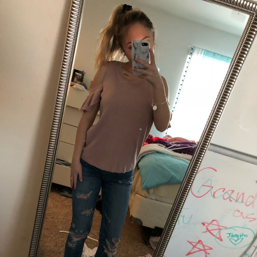 American Eagle t shirt
